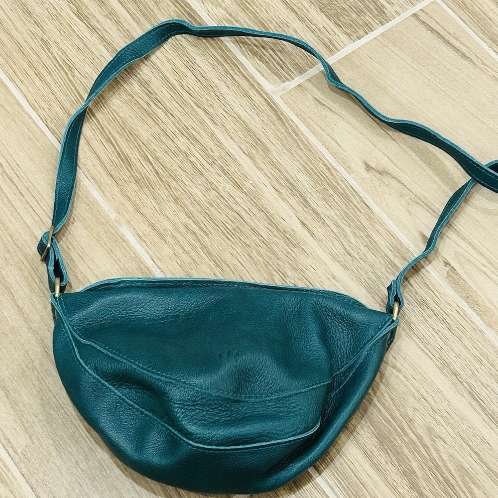 PORTLAND LEATHER GOODS Medium Koala Sling Bag Sea Glass Crossbody Shoulder Purse